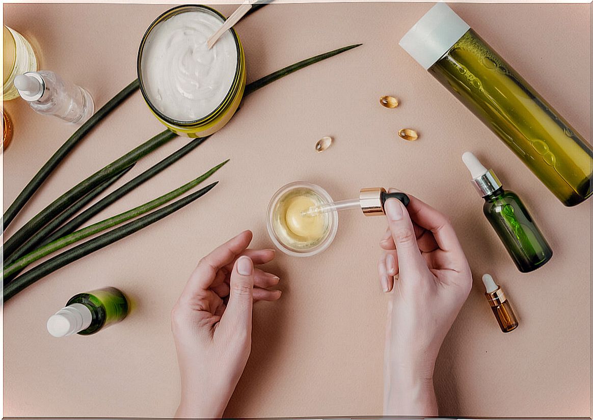 A person making homemade shampoo.